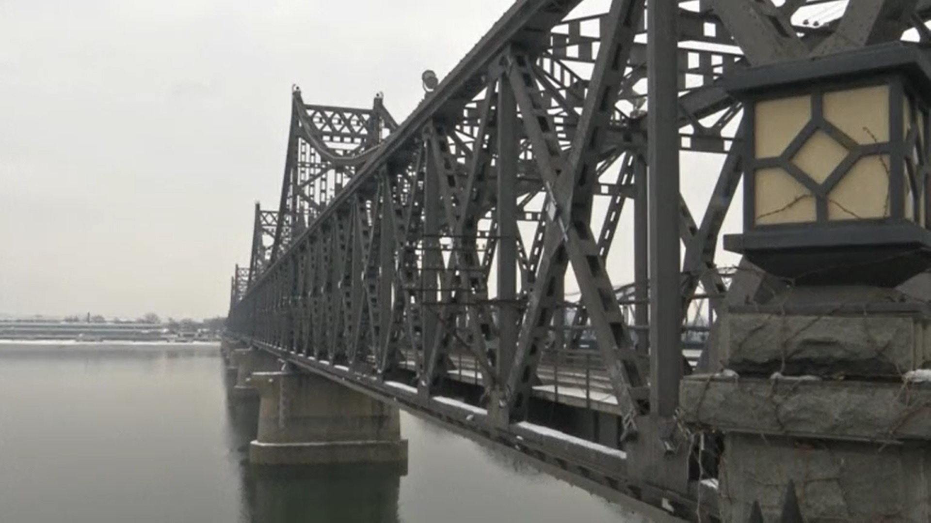 Noi Trung Quoc huy dong 150.000 quan phong chien tranh Trieu Tien hinh anh