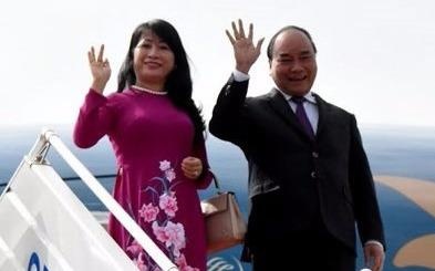 Thu tuong Nguyen Xuan Phuc tham Campuchia va Lao hinh anh