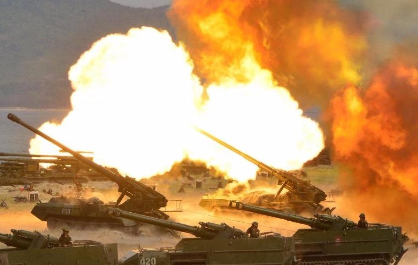 Ban dao Trieu Tien chim trong khoi lua tap tran hinh anh