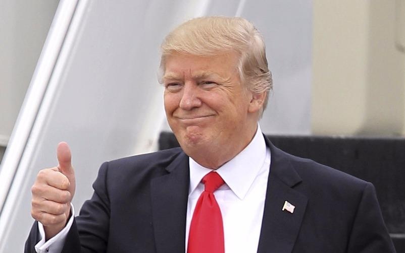 Tom tat 100 ngay dau tien cua Tong thong Trump qua 100 tu hinh anh