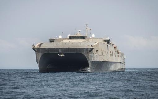 Tau hai quan My tham gia chuong trinh Doi tac TBD tai Da Nang hinh anh