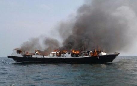 Indonesia: Chay pha khien hang tram nguoi mat tich hinh anh