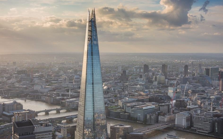 Nhung tai san lon rai rac khap the gioi cua Qatar hinh anh