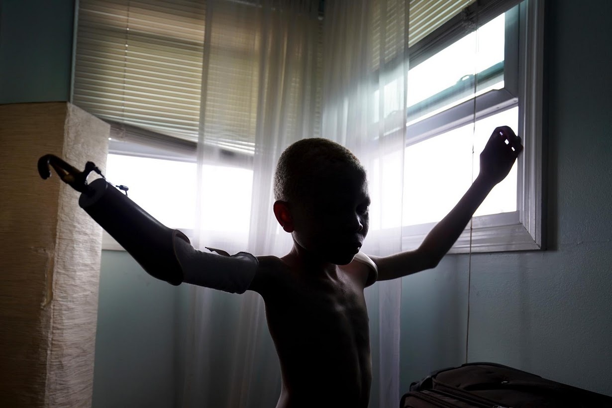 nhung dua tre bach tang o Tanzania anh 1