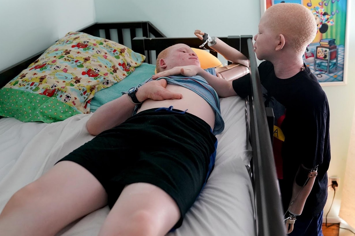 nhung dua tre bach tang o Tanzania anh 5