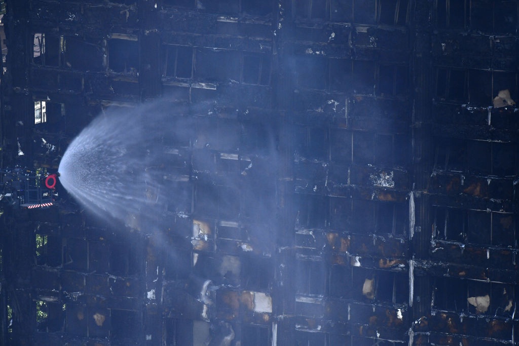 toa thap 27 tang bi chay o Anh anh 7