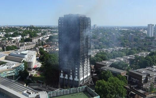 Cao oc 27 tang o London den thui sau mot ngay chay du doi hinh anh