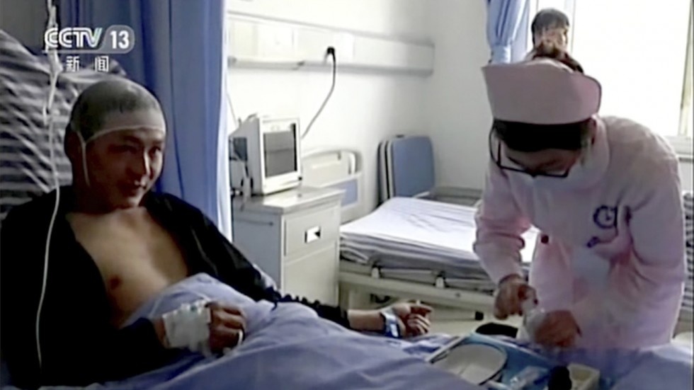 Thoat chet rong vu lo dat nho tieng khoc con trai anh 1