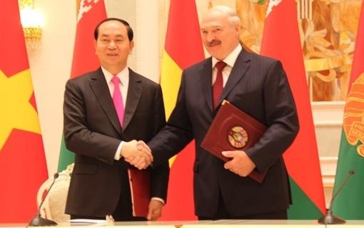 Phat trien toan dien, sau rong quan he doi tac Viet Nam - Belarus hinh anh