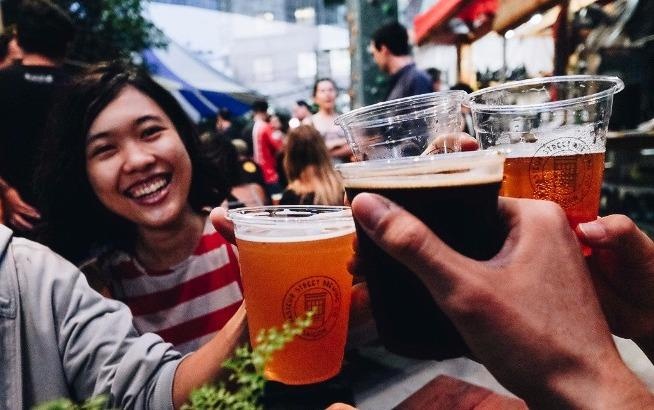 Con sot bia thu cong Viet Nam len bao My hinh anh