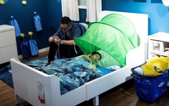 Sieu thi noi that thanh noi 'ngu nho' tranh nong o Trung Quoc hinh anh