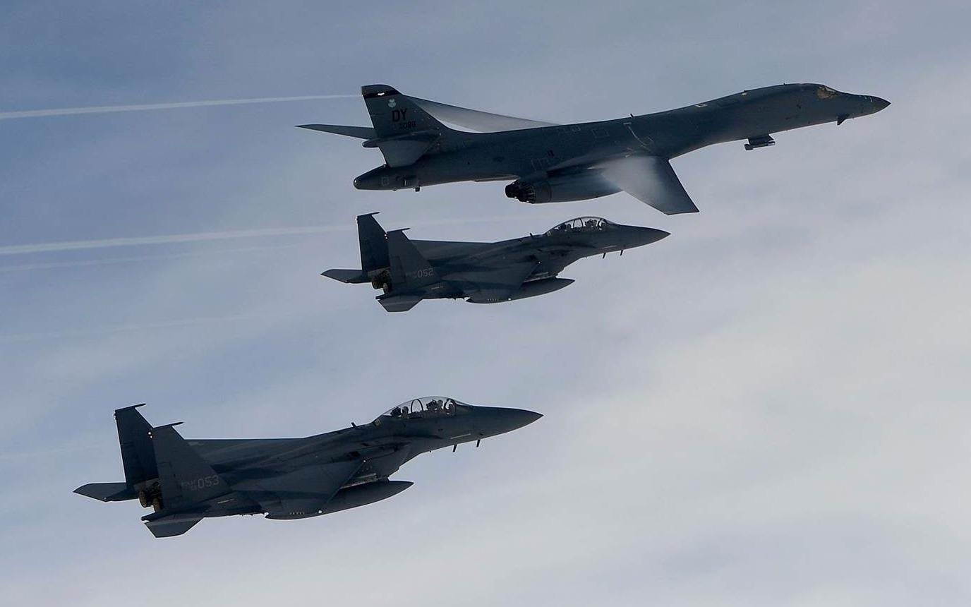 Phi co nem bom My toi Han Quoc canh bao Trieu Tien hinh anh