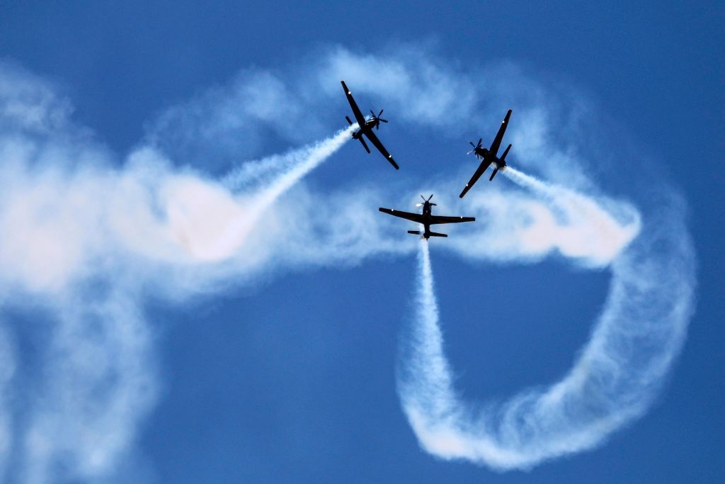 Cuong kich Brazil nhao lon tren bau troi Colombia anh 5