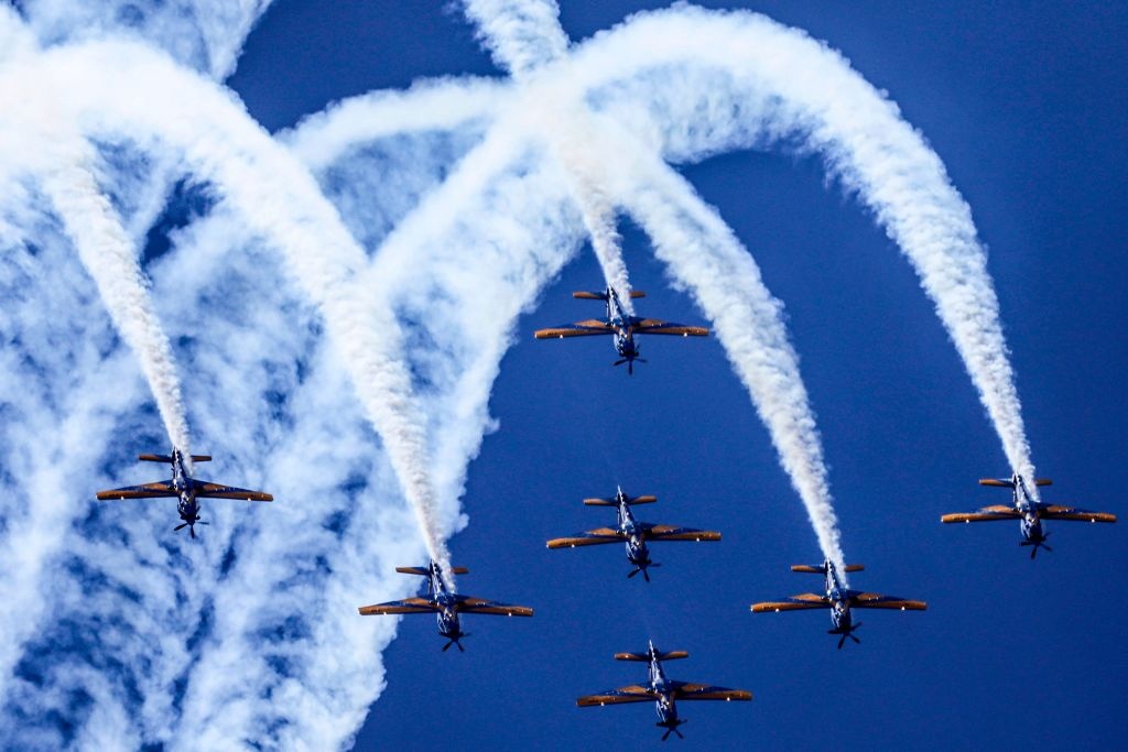 Biet doi cuong kich cua Brazil 'do bo' bau troi Colombia hinh anh