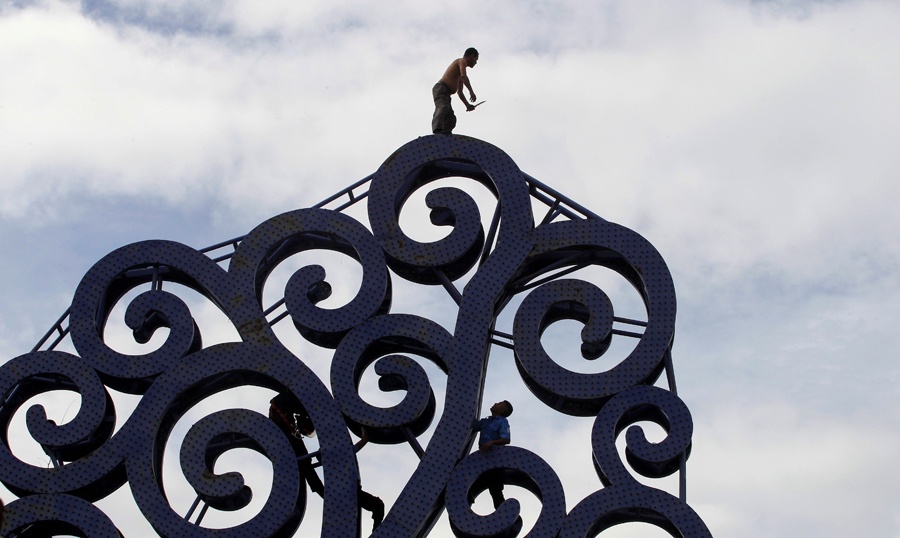 Cuoc hoi ngo cua cac ong gia Noel vao top anh tuan anh 4