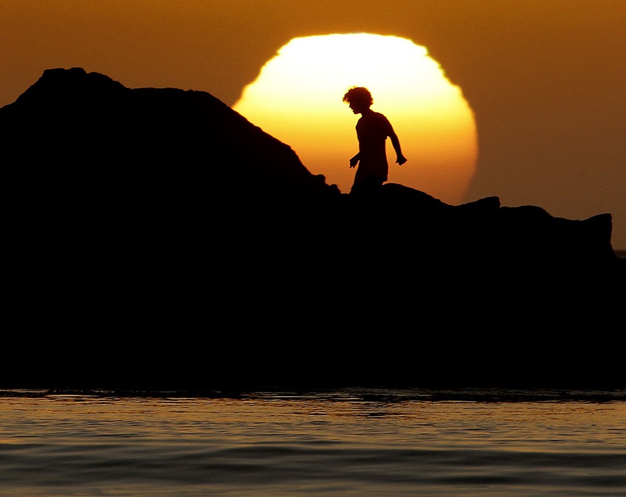 Cuoc hoi ngo cua cac ong gia Noel vao top anh tuan anh 7