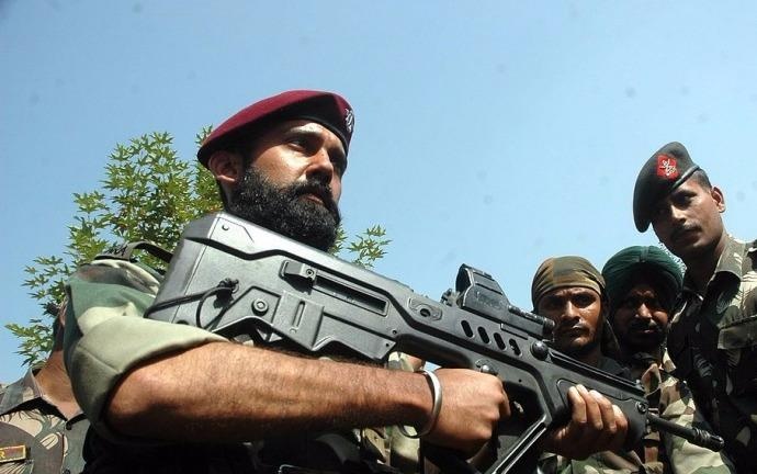 An Do bat ngo rut quan khoi khu vuc tranh chap voi Trung Quoc hinh anh