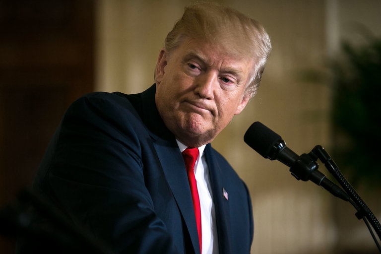 Trump cao buoc Trieu Tien 'tong tien' My suot 25 nam qua hinh anh