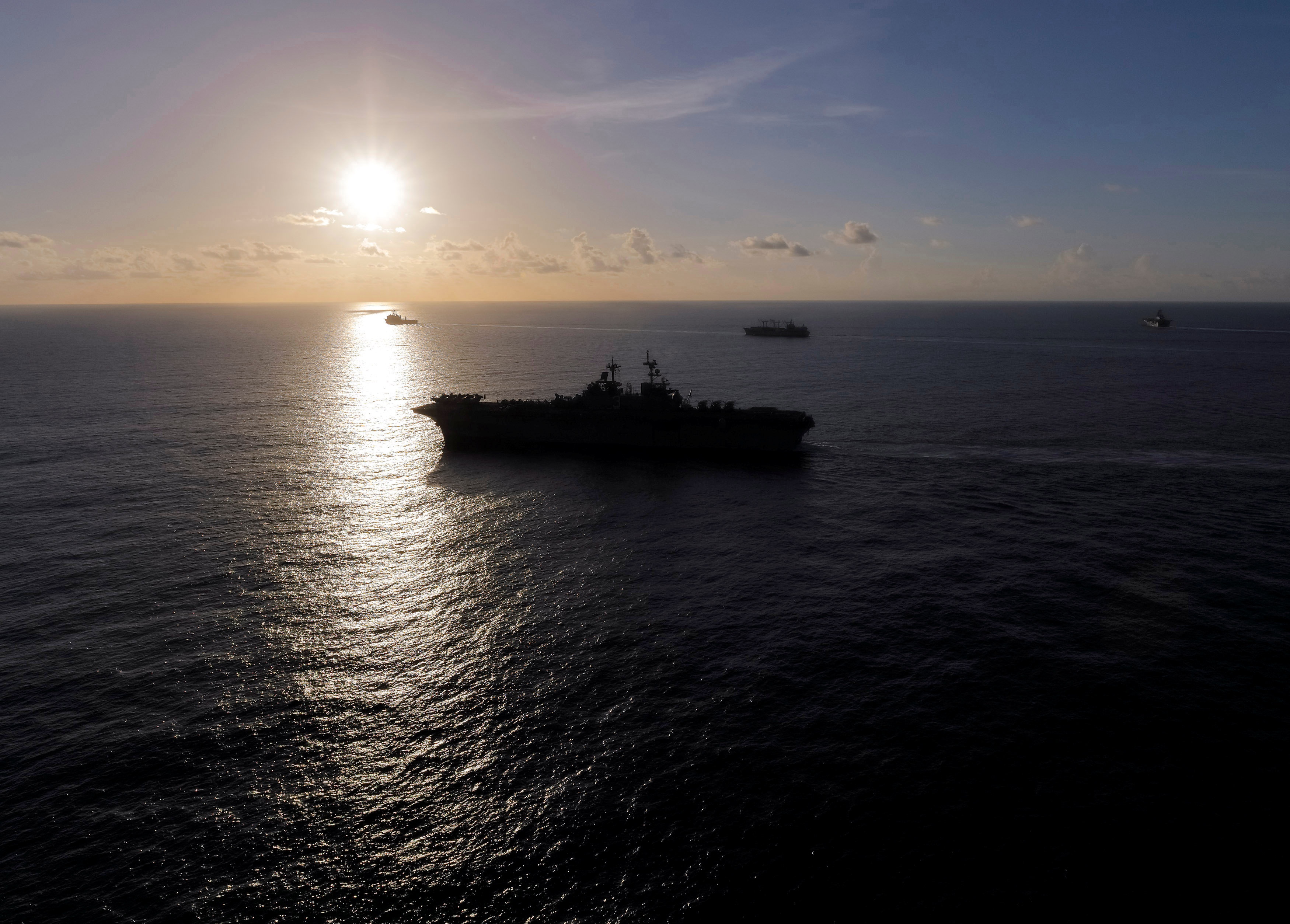 Tau san bay My o Caribe san sang don bao Maria anh 4