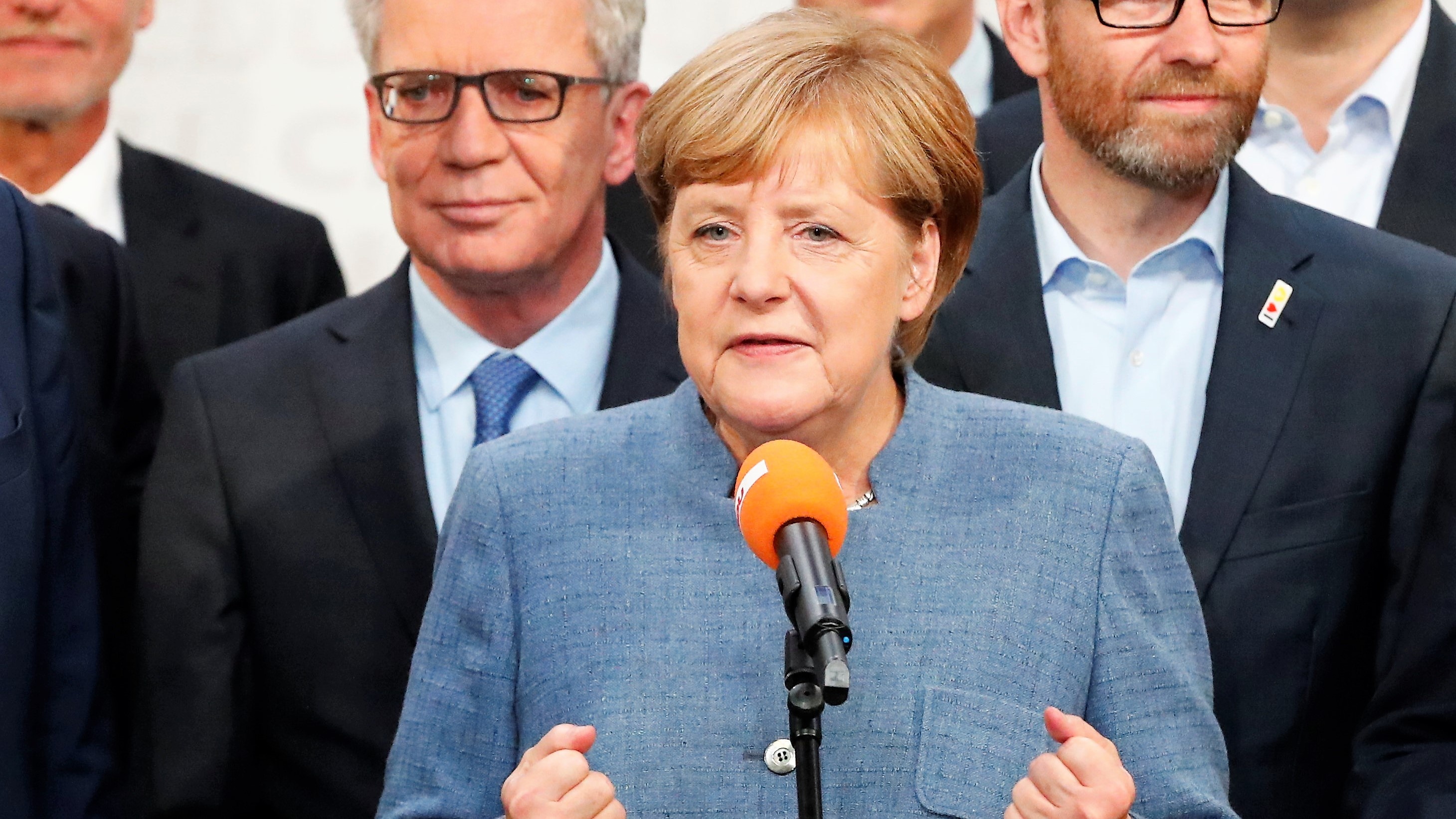 Thach thuc hau bau cu cua ba Merkel hinh anh