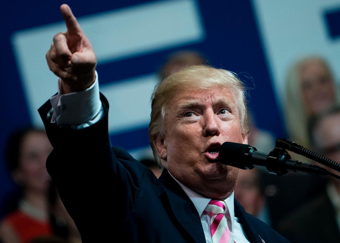 Trump mo rong cam nhap canh: Trieu Tien va 7 nuoc moi hinh anh