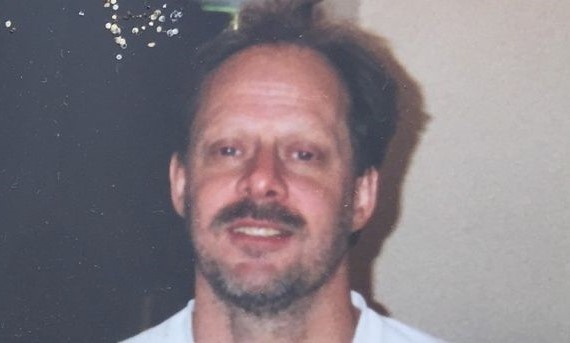 Tay sung Las Vegas co the da tim cach danh lac huong de bo tron hinh anh