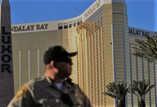 Mandalay Bay dau dau xu ly phong cua sat thu Las Vegas hinh anh