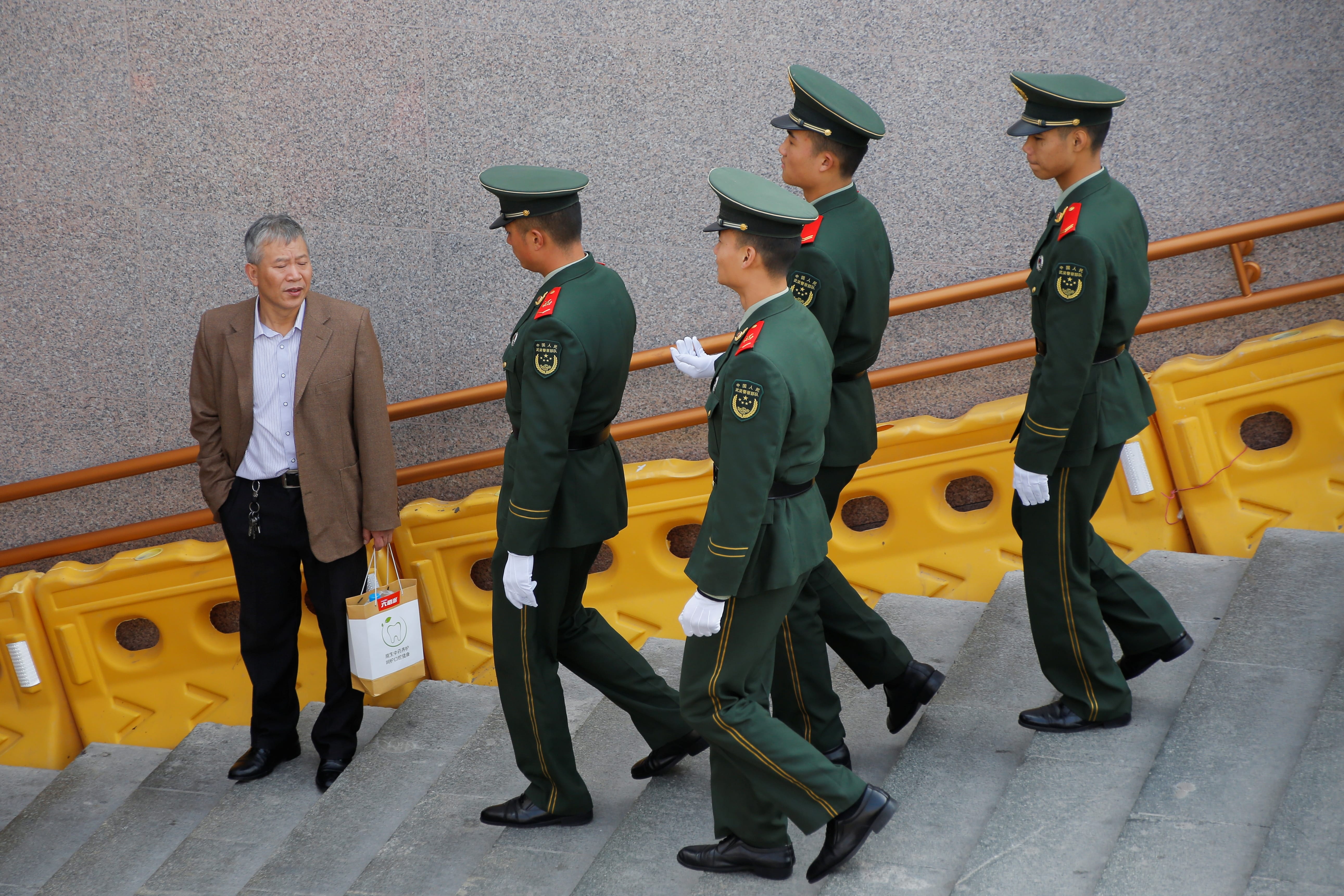 siet chat an ninh truoc dai hoi dang Trung Quoc anh 5