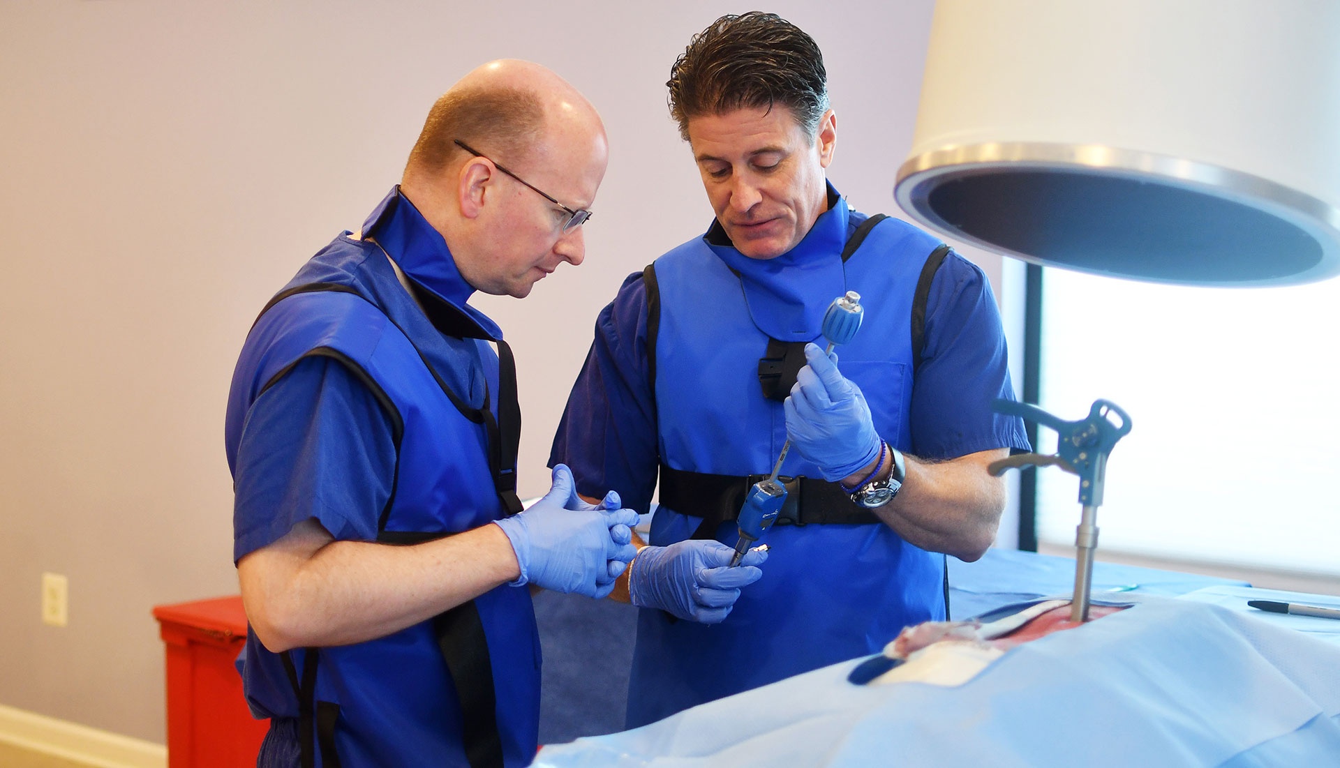 hanh trinh cua xac chet o My anh 2