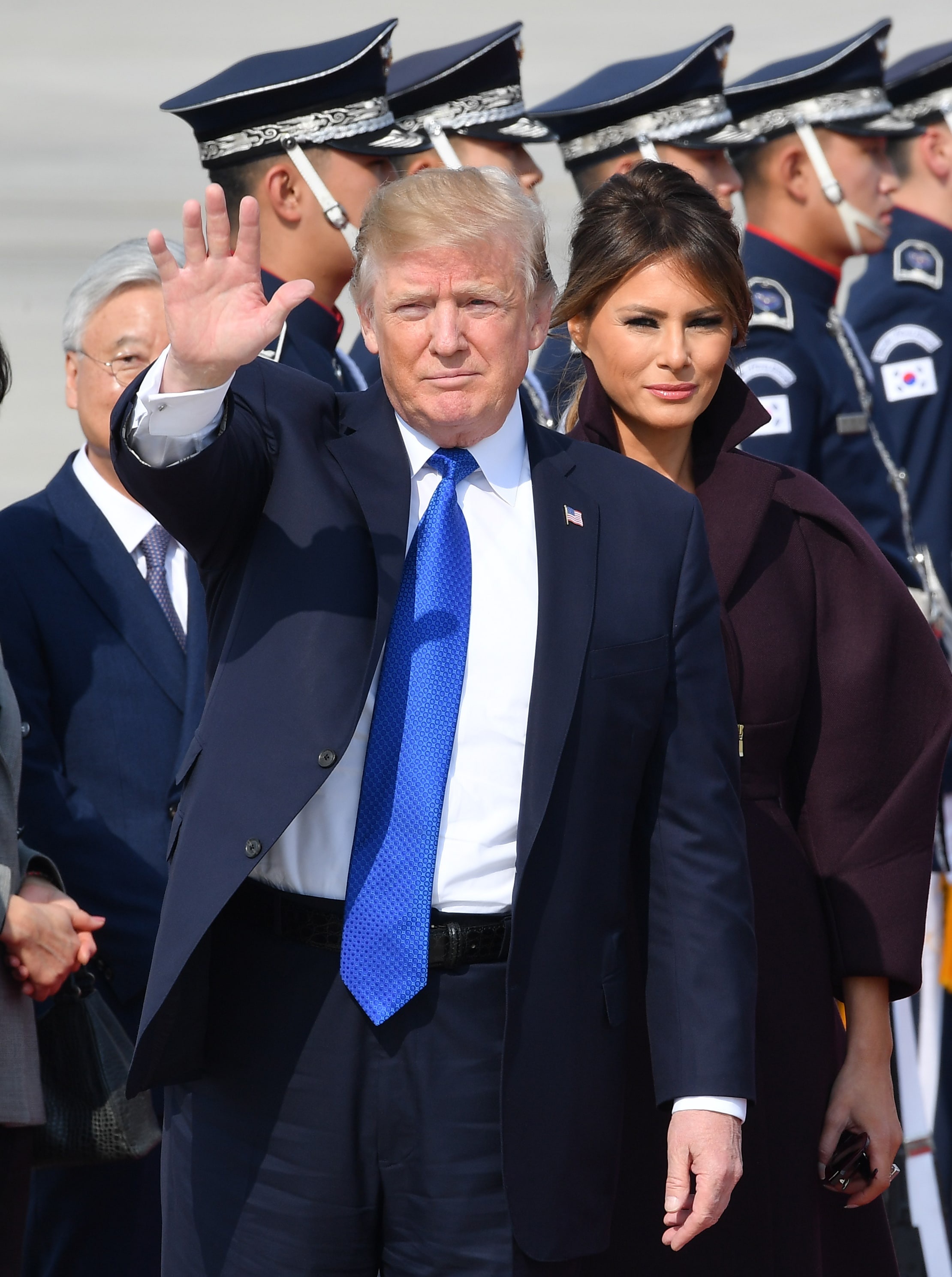 Trump den Nhat Ban va Han Quoc anh 2