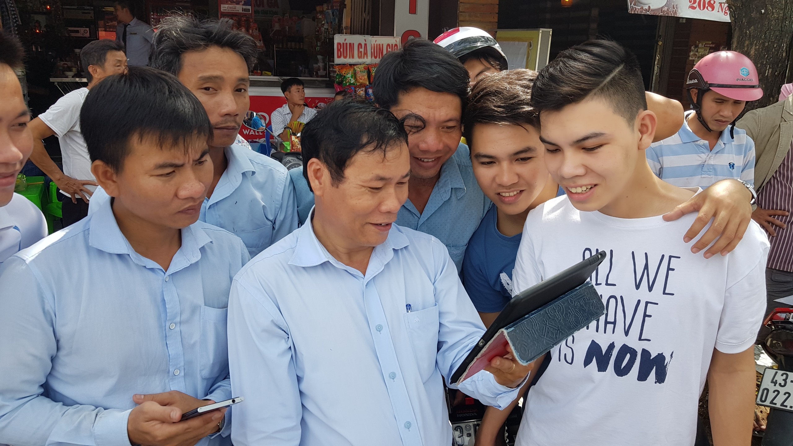 Trump roi Trung Quoc den Da Nang anh 15