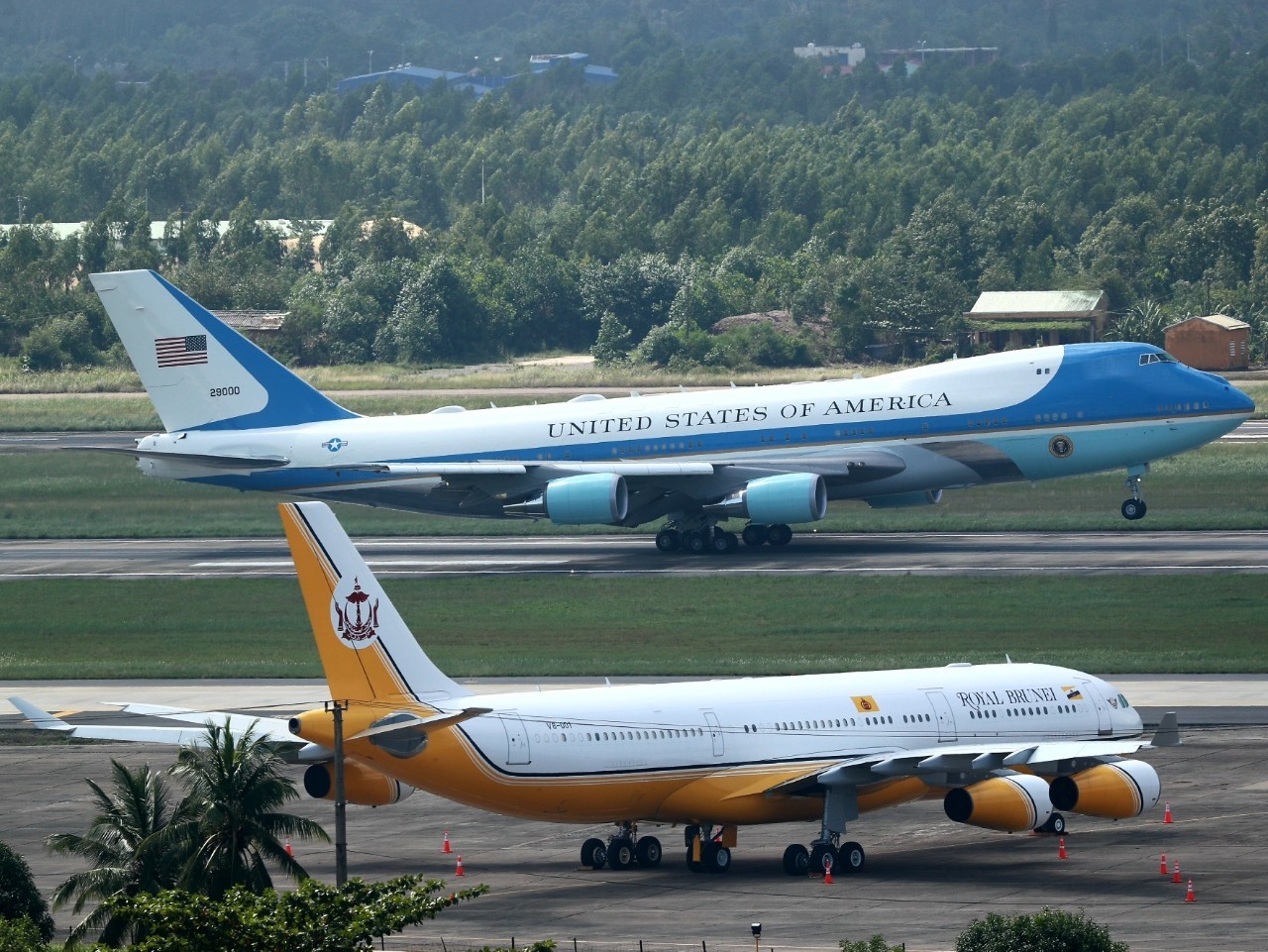 Trump roi Trung Quoc den Da Nang anh 19