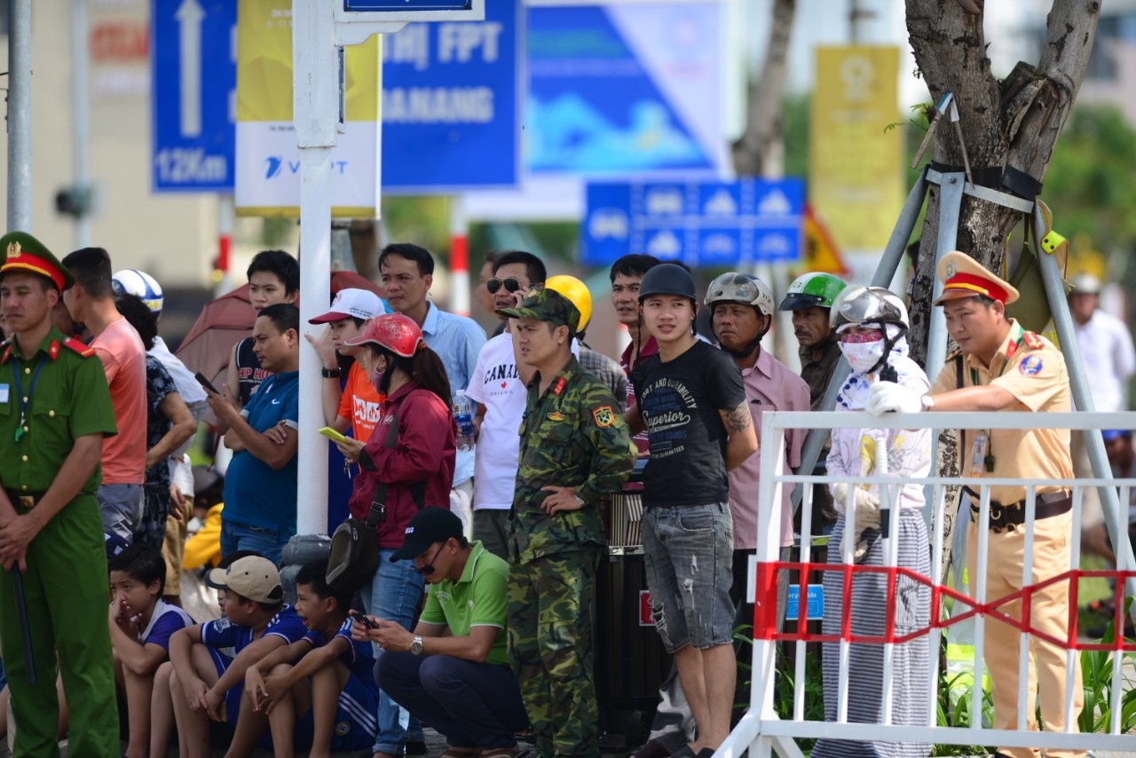 Trump roi Trung Quoc den Da Nang anh 25