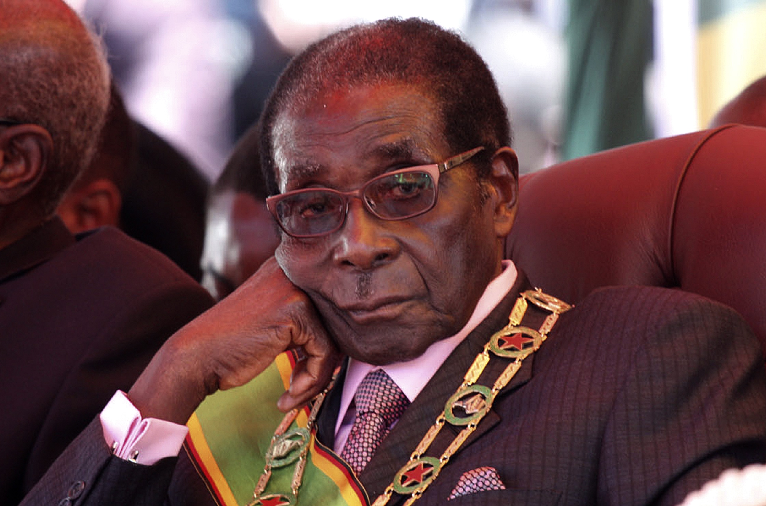 Zimbabwe rối ren vì Mugabe không từ chức ảnh 1 Zimbabwe roi ren vi Mugabe khong tu chuc anh 1
