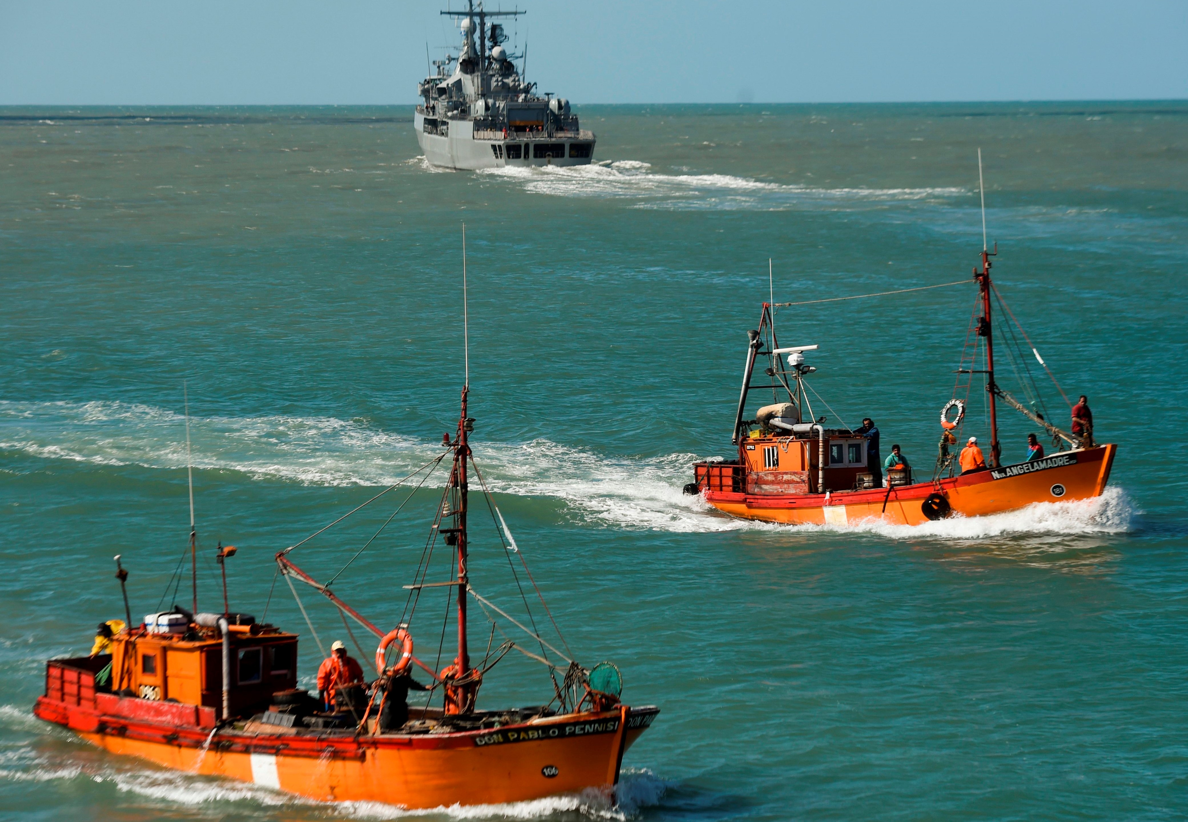 Chien dich quoc te tim kiem tau ngam Argentina mat tich hinh anh