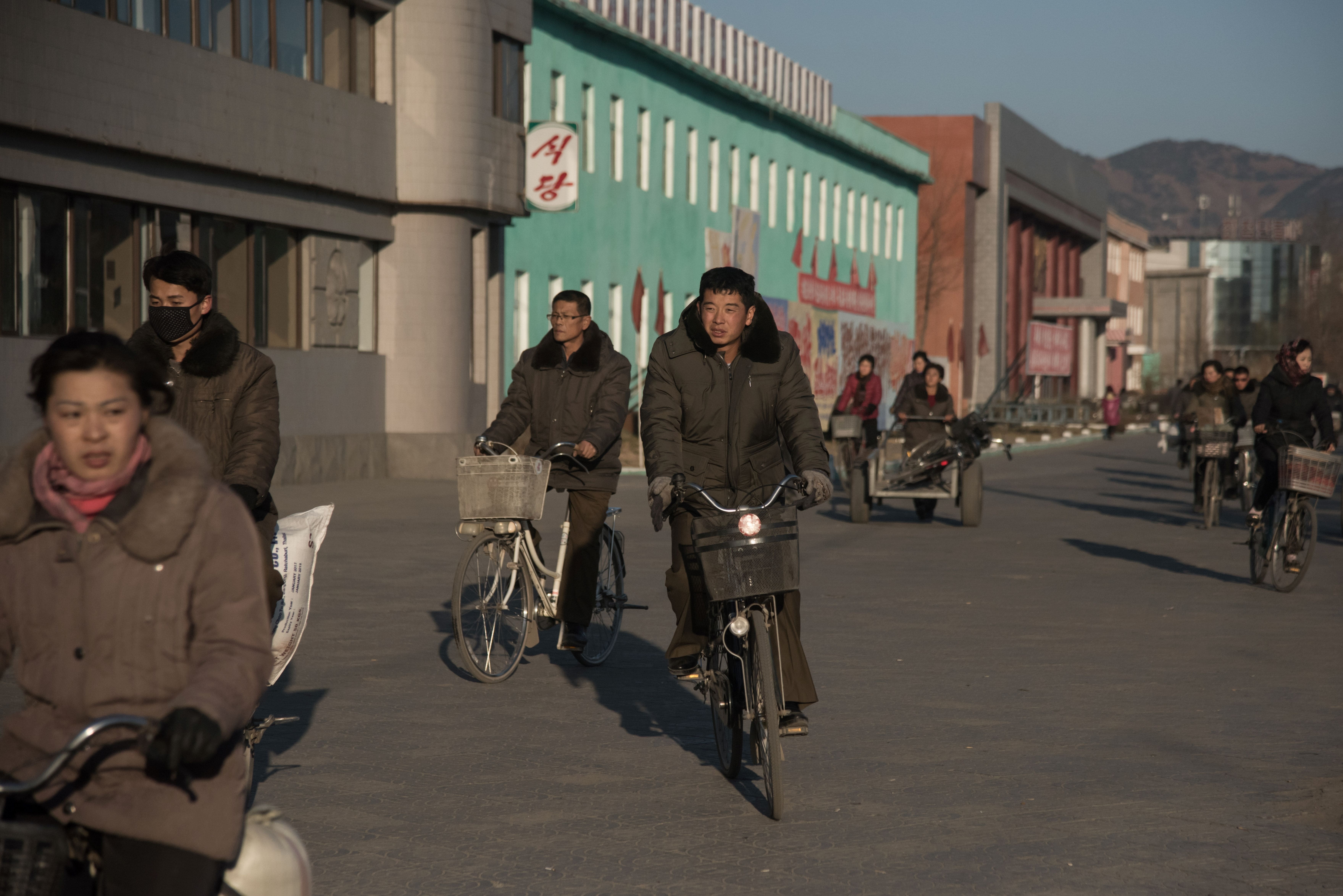 Hinh anh hiem ve cuoc song o mien duyen hai Trieu Tien hinh anh