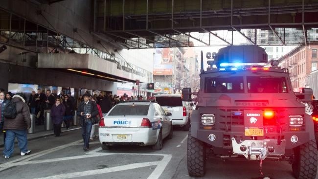 Khoanh khac bom no o New York hinh anh