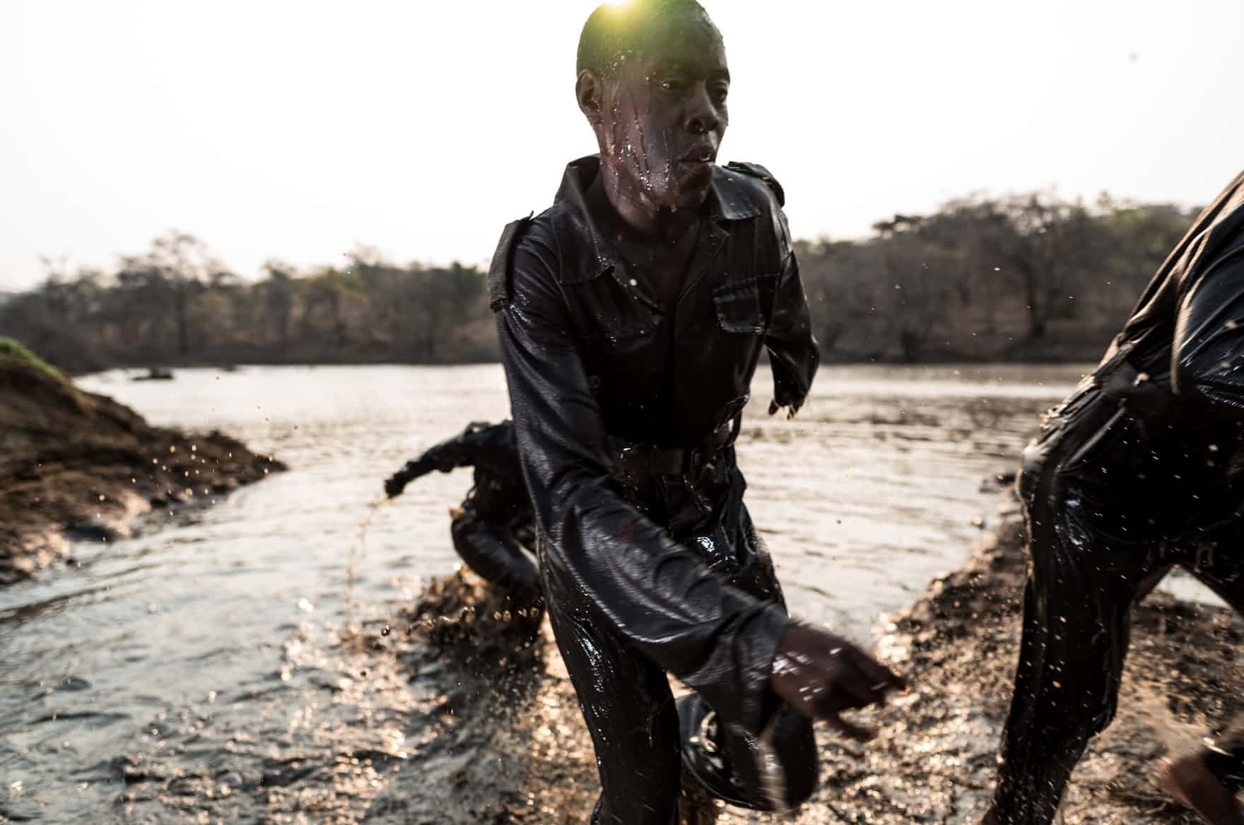 biet doi nu chien binh Zimbabwe anh 7