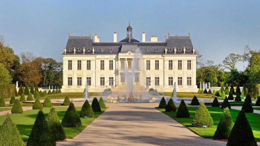 Lau dai 300 trieu USD cua thai tu Saudi Arabia hinh anh