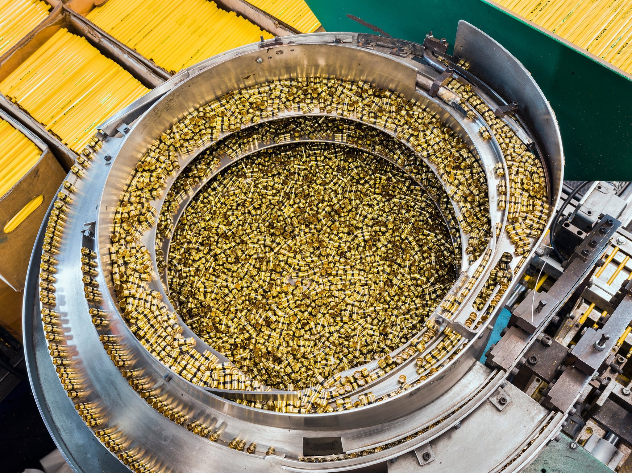 nhà máy bút chì ở Mỹ ảnh 10 nha may but chi o My anh 10