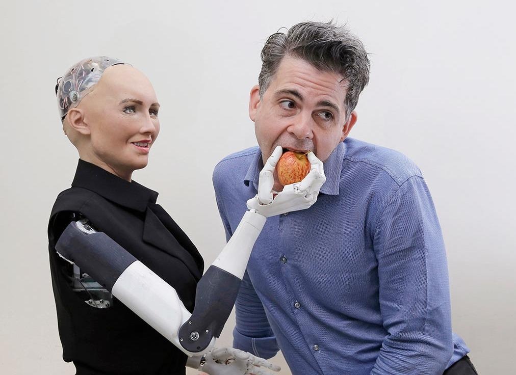 Noi che tao nhung robot mang tham vong vuot qua con nguoi hinh anh