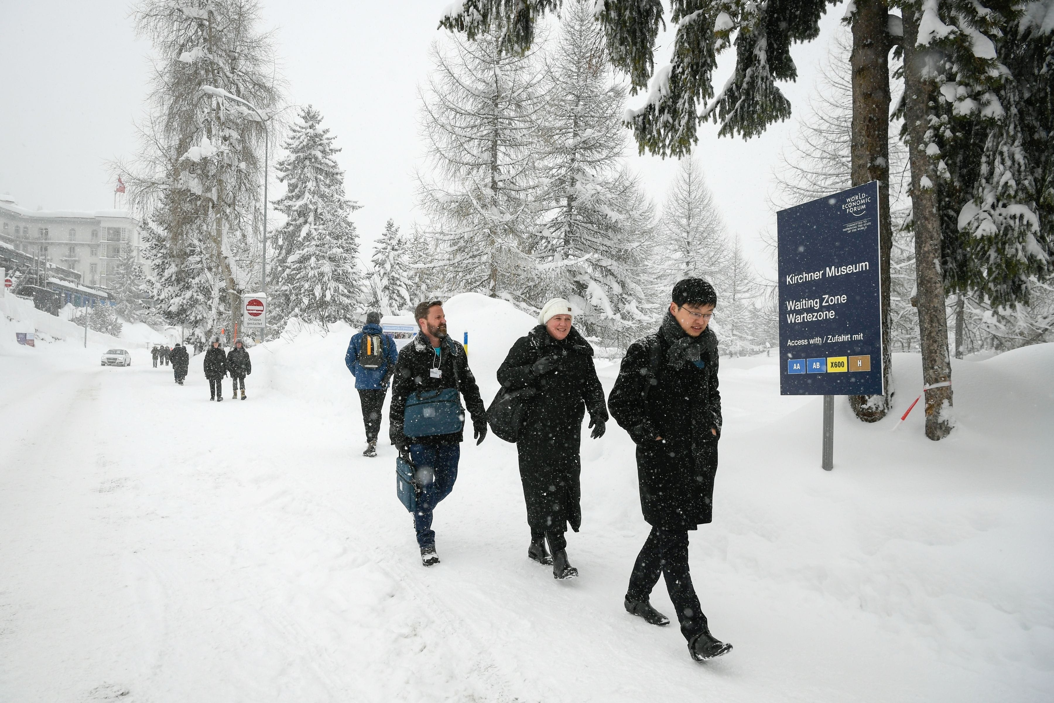 dien dan kinh the the gioi anh 1