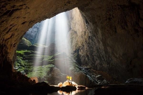 Kich thuoc that cua Son Doong khi duoc noi voi hang Thung hinh anh