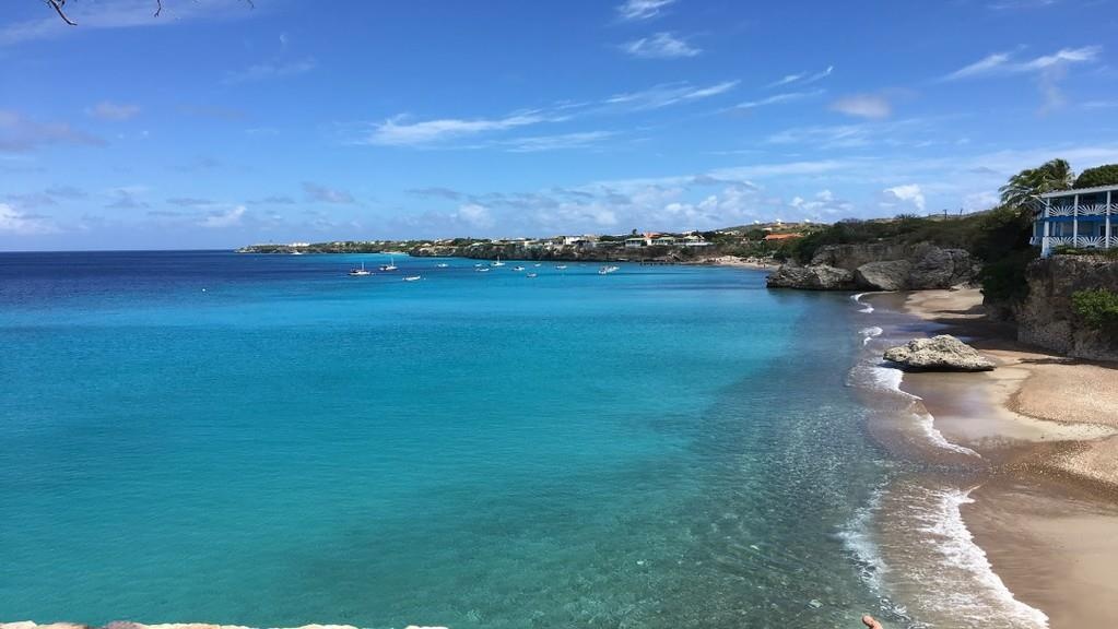 curacao anh 1