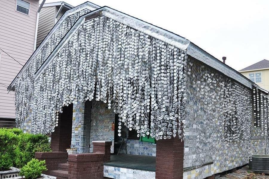 Doc dao can nha xay tu 50.000 vo bia hinh anh