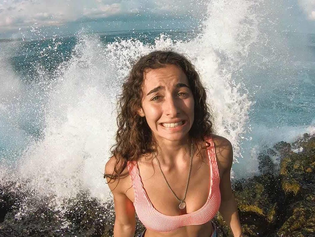 Du khach lieu mang dung xem song 'nuot chung nguoi' hinh anh