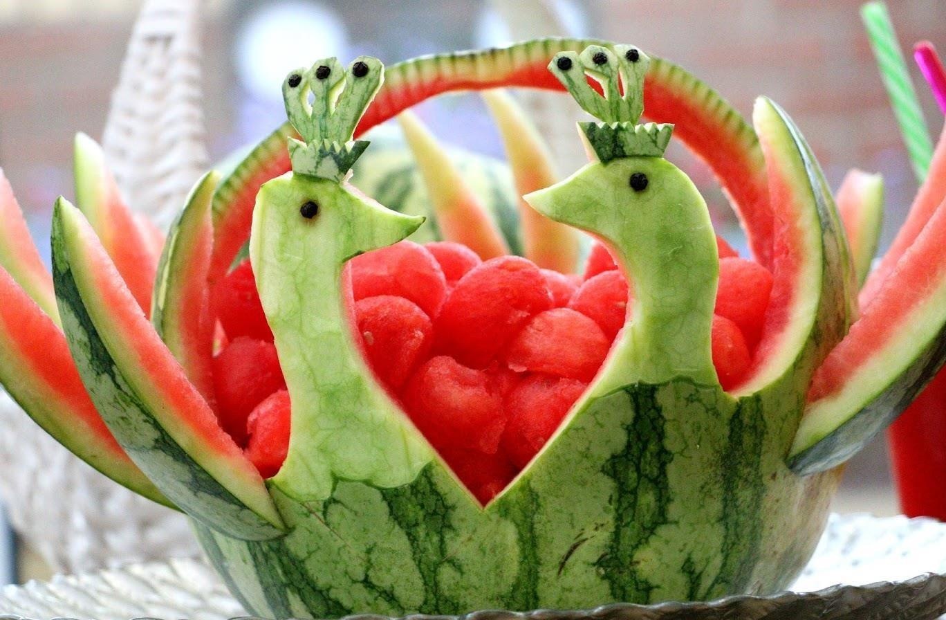 Hoc cat dua hau dep mat trang tri trong cac bua tiec hinh anh