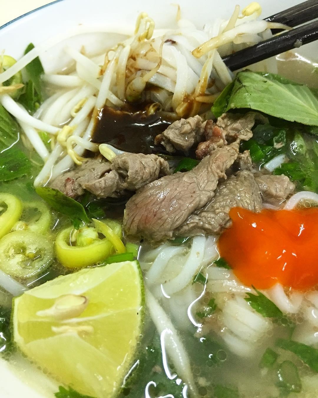 pho lau doi o sai gon anh 10