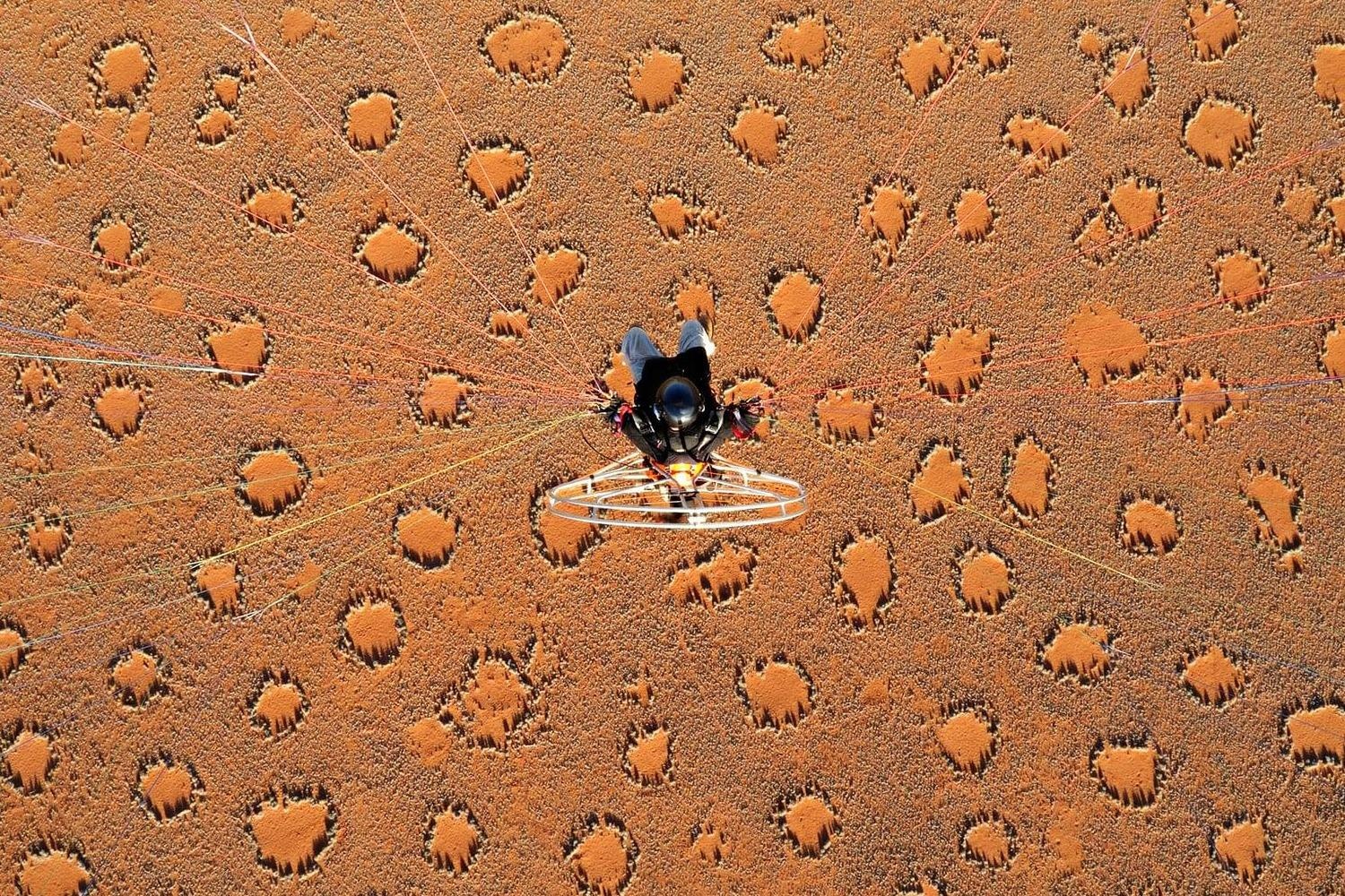 Dau chan ngoai hanh tinh va 5 bi an tai sa mac lau doi nhat the gioi hinh anh