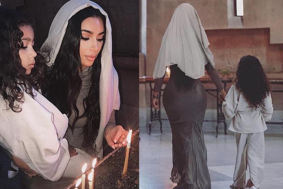 Kim Kardashian bi nem da khi dien do bo sat sexy vao nha tho hinh anh